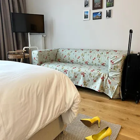 Apartment Domaniewska Warsaw